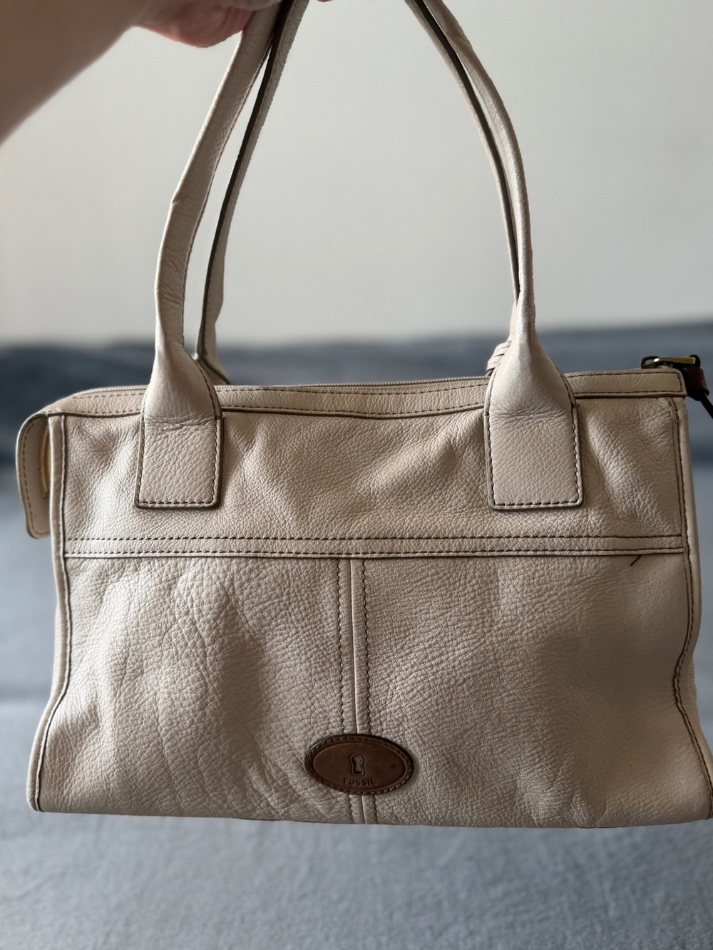 Fossil Pebbled Leather Shoulder Bag in Beige - Picture 2 of 8